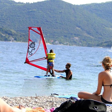 Villa Loviste Paradise Экстерьер фото