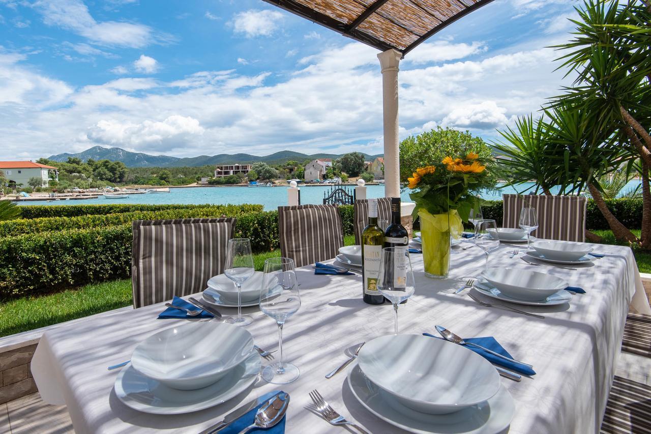 Villa Loviste Paradise Экстерьер фото