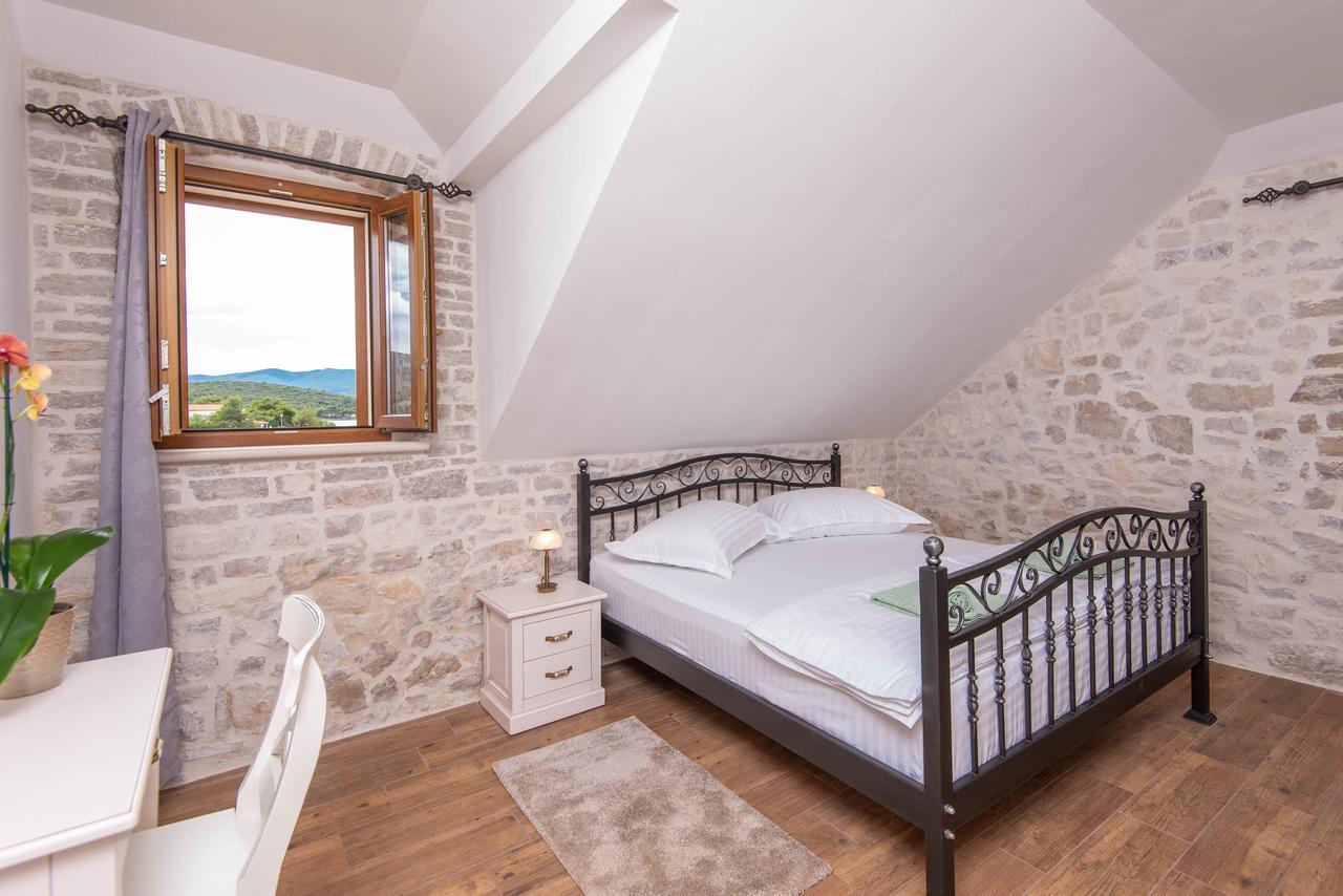 Villa Loviste Paradise Экстерьер фото