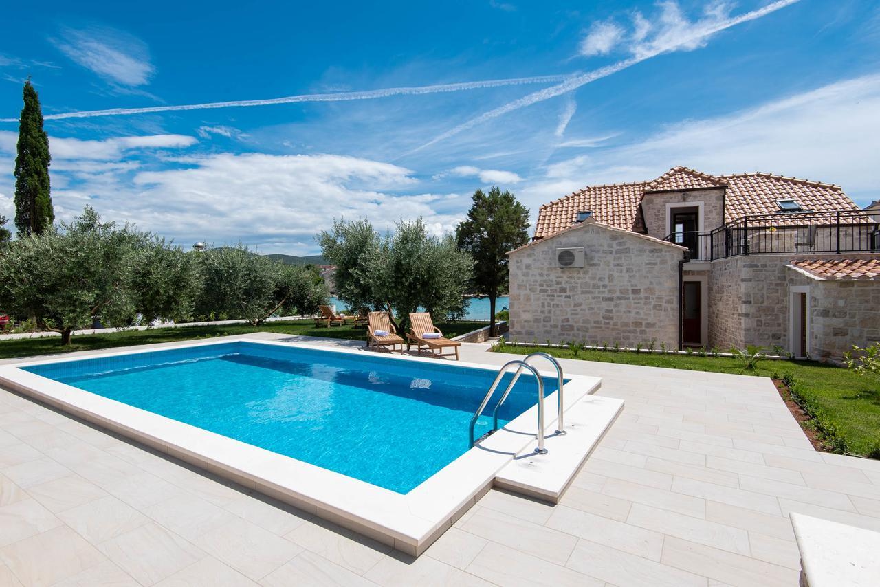 Villa Loviste Paradise Экстерьер фото